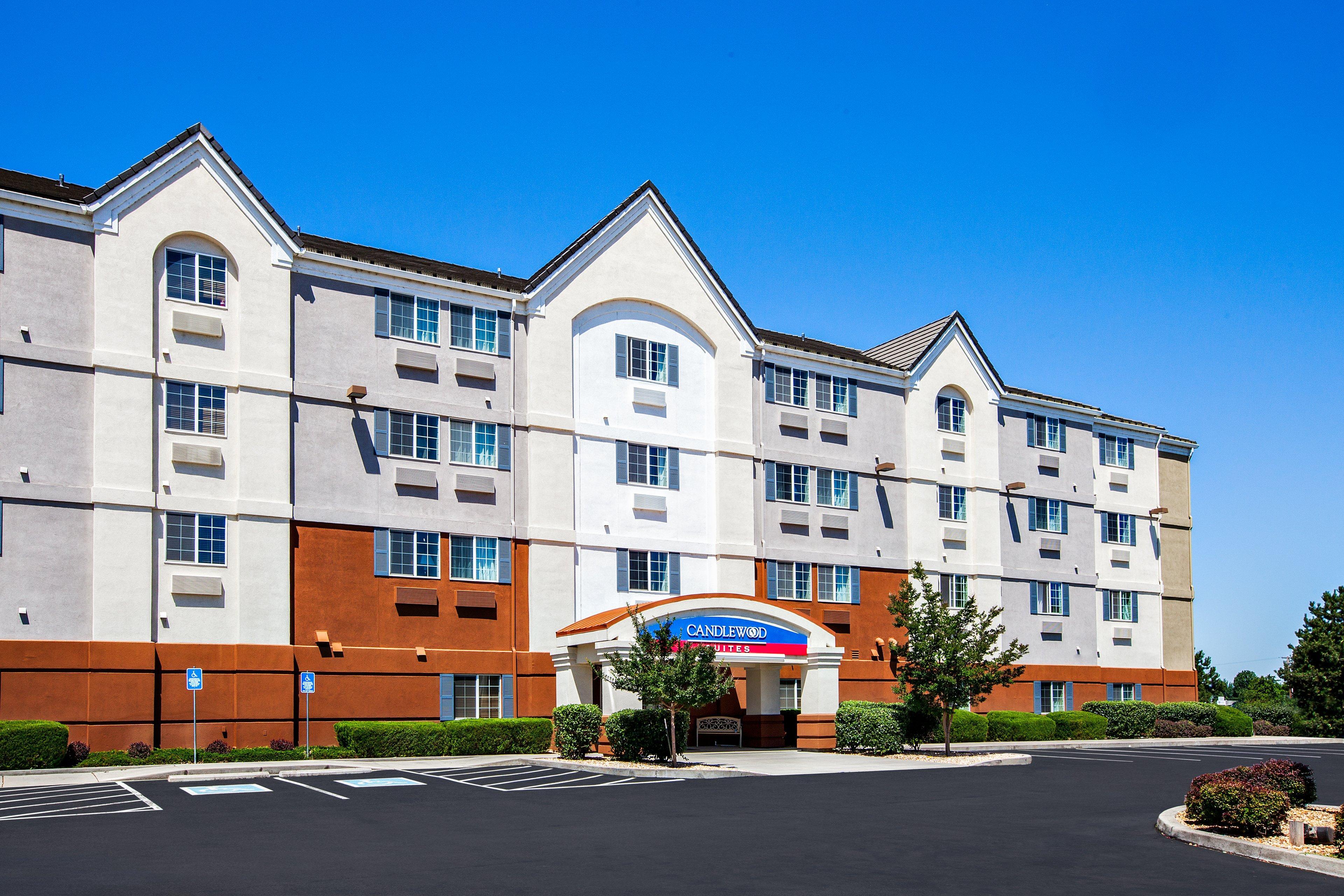 Candlewood Suites Medford By Ihg Εξωτερικό φωτογραφία